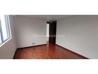 Apartamento de 3 alcobas en arriendo en Altos Del Poblado, Medellín, 127 m² · foto 5 de 16