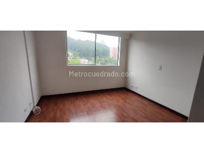 Apartamento de 3 alcobas en arriendo en Altos Del Poblado, Medellín, 127 m² · foto 9 de 16