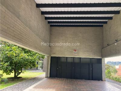Casa en arriendo en Envigado, Envigado · foto 17 de 18