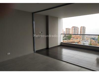 Apartamento de 2 alcobas en arriendo en Poblado La Calera, Medellín, 100 m² · foto 4 de 15