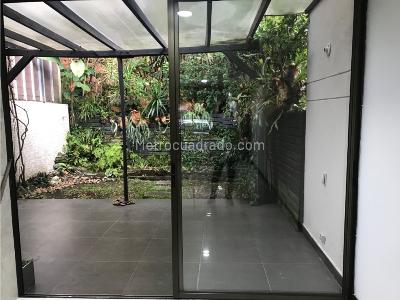 Casa de 3 alcobas en arriendo en Envigado, Envigado, 121 m² · foto 2 de 8