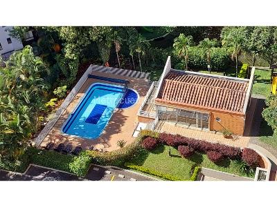 Apartamento de 4 alcobas en arriendo en Poblado Los Balsos, Medellín, 160 m² · foto 4 de 8
