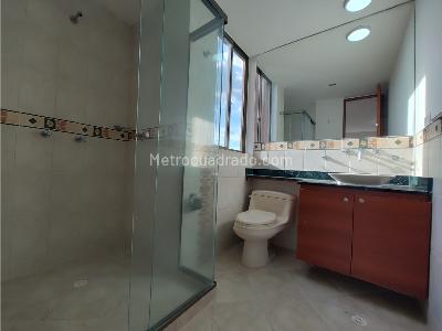 Apartamento de 3 alcobas en venta en Envigado, Envigado, 113 m² · foto 17 de 18