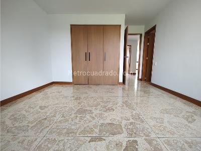Apartamento en venta en El Poblado Provenza, Medellín · foto 12 de 14