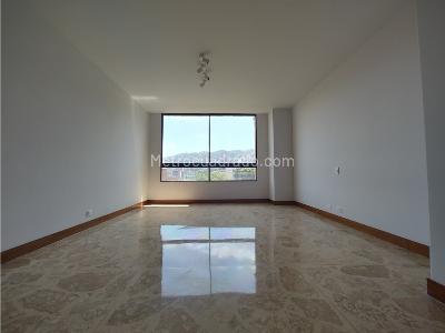 Apartamento en venta en El Poblado Provenza, Medellín · foto 7 de 14