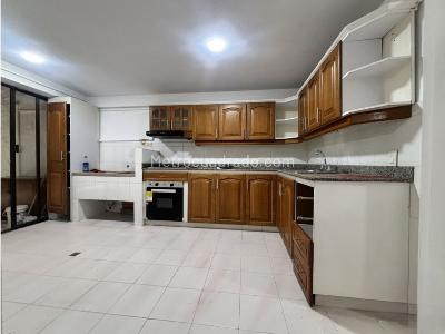 Apartamento en arriendo en Poblado, Medellín · foto 2 de 14