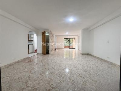 Apartamento en arriendo en Poblado, Medellín · foto 4 de 14