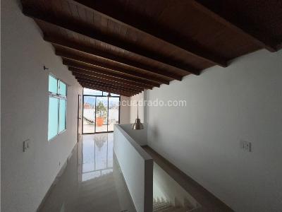 Apartamento en venta en Medellin, Medellín · foto 5 de 17