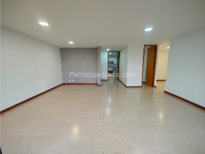 Apartamento de 3 alcobas en arriendo en Poblado La Frontera, Medellín, 113 m² · foto 3 de 17