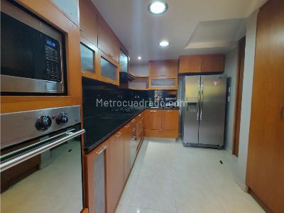 Apartamento de 3 alcobas en arriendo en Poblado La Frontera, Medellín, 114 m² · foto 5 de 20