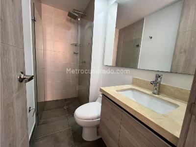 Apartamento en venta en Envigado, Envigado · foto 8 de 14