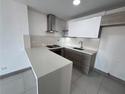 Apartamento en venta en Envigado, Envigado · foto 12 de 14