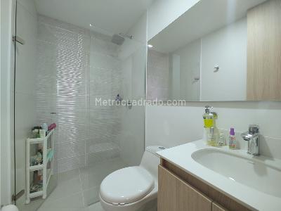 Apartamento de 2 alcobas en venta en Alto Del Escobero, Envigado, 66 m² · foto 13 de 14