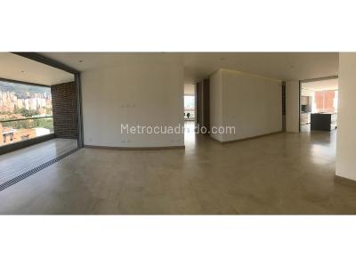 Apartamento en arriendo en Poblado, Medellín · foto 3 de 17