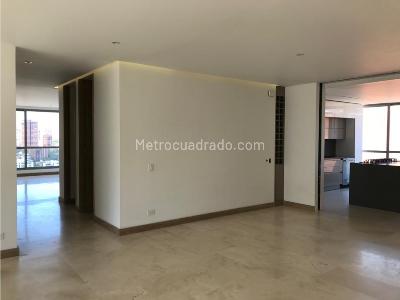 Apartamento en arriendo en Poblado, Medellín · foto 8 de 17