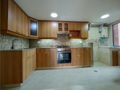 Apartamento de 3 alcobas en arriendo en Poblado La Frontera, Medellín, 114 m² · foto 10 de 20
