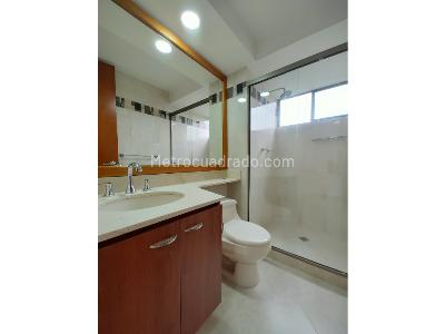 Apartamento de 3 alcobas en arriendo en Poblado La Frontera, Medellín, 114 m² · foto 13 de 20