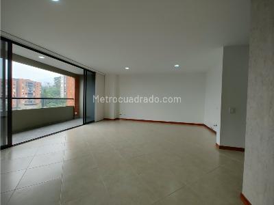 Apartamento de 3 alcobas en arriendo en Poblado La Frontera, Medellín, 114 m² · foto 3 de 20