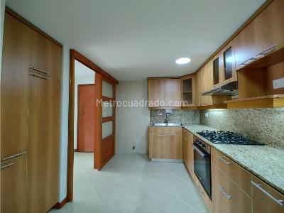 Apartamento de 3 alcobas en arriendo en Poblado La Frontera, Medellín, 114 m² · foto 8 de 20