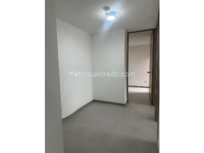 Apartamento de 3 alcobas en arriendo en Envigado La Cuenca, Medellín, 68 m² · foto 10 de 13