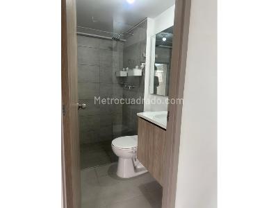 Apartamento de 3 alcobas en arriendo en Envigado La Cuenca, Medellín, 68 m² · foto 11 de 13