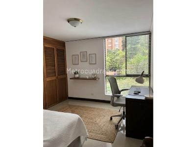 Apartamento de 3 alcobas en arriendo en Poblado Los Balsos, Medellín, 140 m² · foto 8 de 15