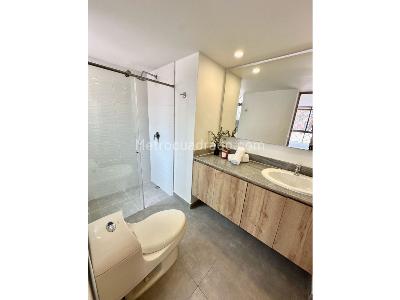 Apartamento de 3 alcobas en arriendo en El Poblado, Medellín, 180 m² · foto 12 de 17
