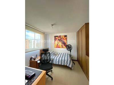 Apartamento de 3 alcobas en arriendo en El Poblado, Medellín, 146 m² · foto 10 de 16