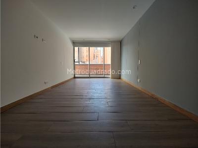 Apartamento de 3 alcobas en arriendo en Envigado, Medellín, 139 m² · foto 10 de 14
