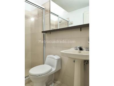 Casa de 3 alcobas en arriendo en Poblado Los Balsos, Medellín, 229 m² · foto 17 de 20