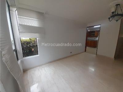 Casa de 4 alcobas en arriendo en Poblado Los Balsos, Medellín, 325 m² · foto 6 de 16