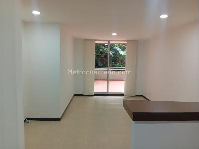 Apartamento de 2 alcobas en arriendo en El Poblado Castropol, Medellín, 63 m² · foto 5 de 11
