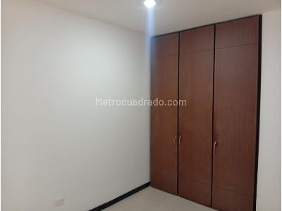 Apartamento de 2 alcobas en arriendo en El Poblado Castropol, Medellín, 63 m² · foto 7 de 11