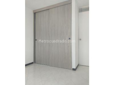 Apartamento de 3 alcobas en arriendo en Poblado San Julian, Medellín, 70 m² · foto 5 de 10