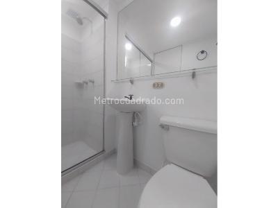 Apartamento de 3 alcobas en arriendo en Poblado San Julian, Medellín, 70 m² · foto 7 de 10