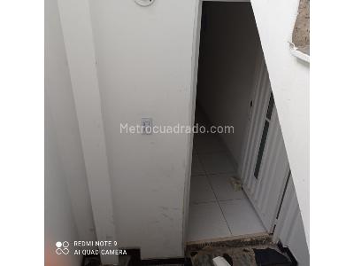 Casa de 4 alcobas en venta en Los Alcazares, Bogotá, 352 m² · foto 13 de 20