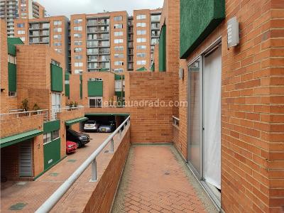 Casa de 4 alcobas en venta en Gratamira, Bogotá, 264 m² · foto 6 de 20