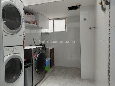 Casa de 4 alcobas en venta en Gratamira, Bogotá, 264 m² · foto 10 de 20
