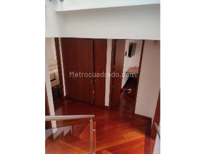 Casa de 4 alcobas en venta en Gratamira, Bogotá, 264 m² · foto 19 de 20