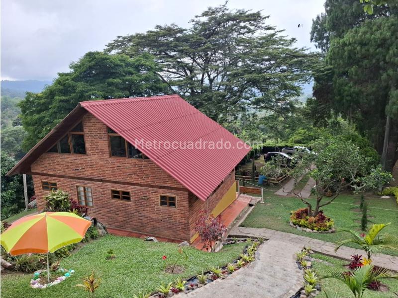 Casa – Anolaima - Vista 2