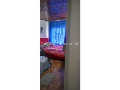 Casa de 5 alcobas en venta en Puente Aranda, Bogotá, 250 m² · foto 17 de 18