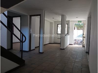 Casa en venta en Santa Barbara, Bogotá · foto 2 de 20