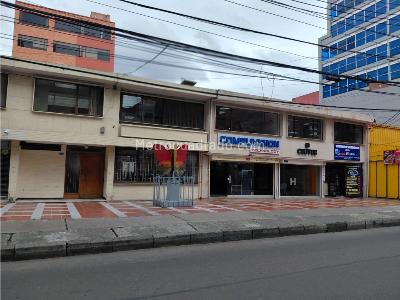 Casa de 5 alcobas en venta en El Lago, Bogotá, 772 m² · foto 2 de 20