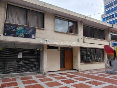 Casa de 5 alcobas en venta en El Lago, Bogotá, 772 m² · foto 12 de 20