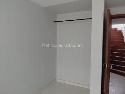 Casa de 5 alcobas en venta en Retrepo, Bogotá, 380 m² · foto 12 de 15
