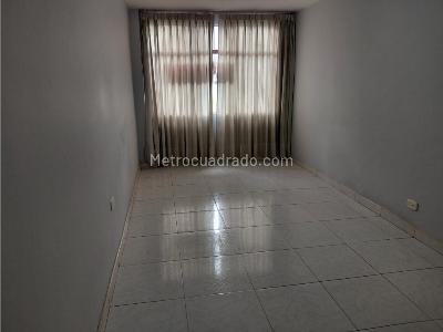Casa de 5 alcobas en venta en Retrepo, Bogotá, 380 m² · foto 13 de 15