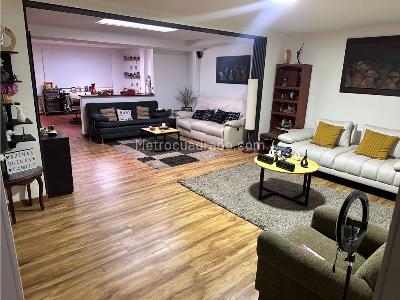 Casa de 5 alcobas en venta en Lisboa, Bogotá, 340 m² · foto 13 de 20