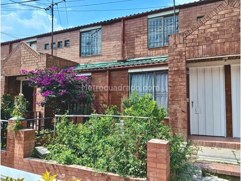 Casa – Soacha, Quintanares, Comuna San Mateo - Vista 2