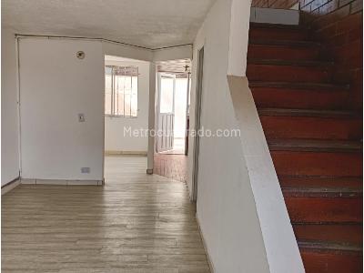 Casa de 2 alcobas en venta en Quintanres, Soacha, 56 m² · foto 8 de 20