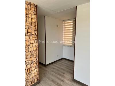 Apartamento en venta en Centro, Cajicá · foto 9 de 13